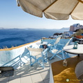 Excellent caldera and Aegean Sea views (2158 odwiedzin) There's stunning caldera and Aegean Sea views from the terrace of the Aegean Traditional Houses. Excellent caldera and Aegean Sea views